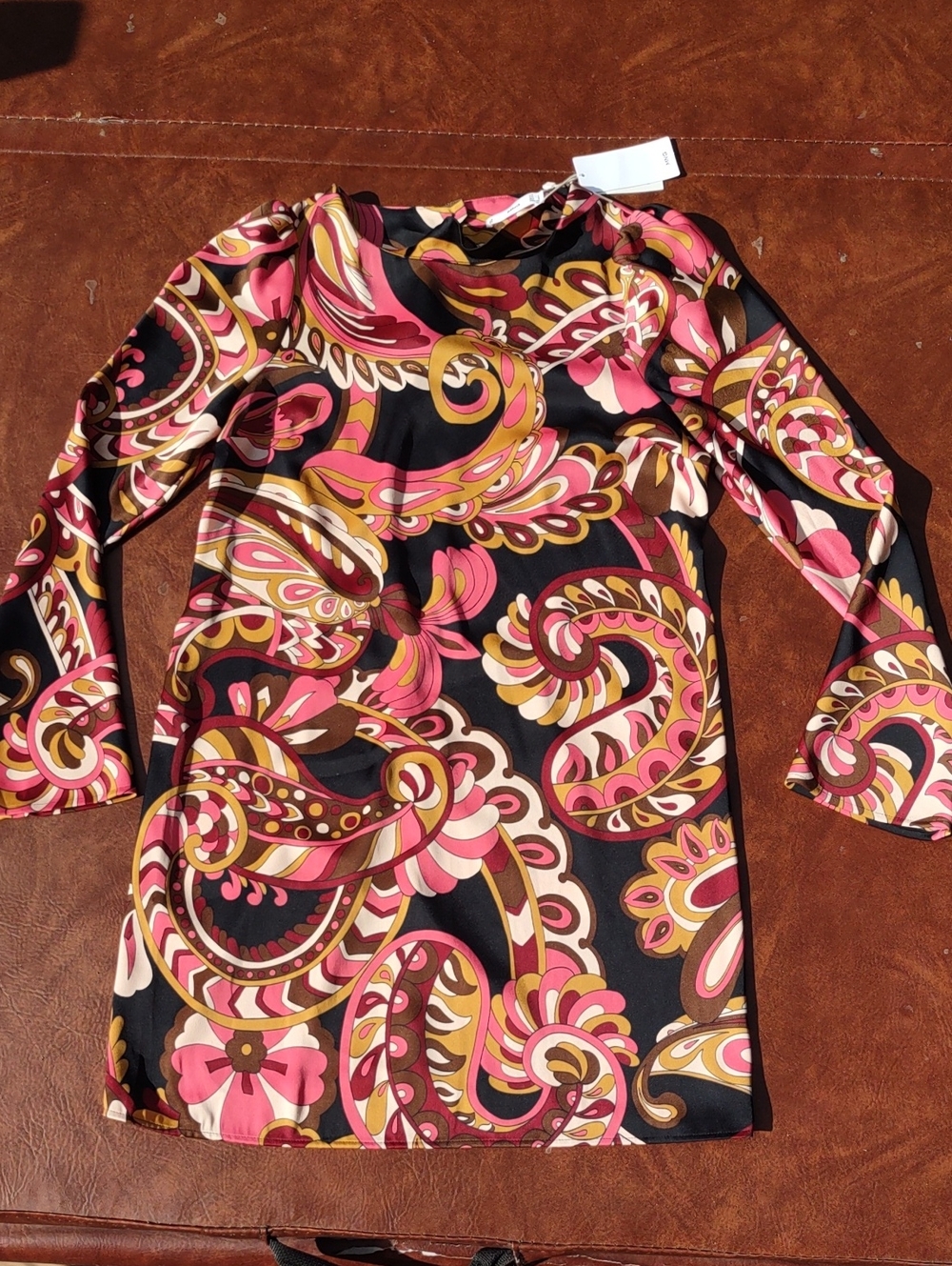 "MNG" Brand. Bnwt Mango Pink & Black Paisley Long Sleeve Mini Dress. Size 8.
